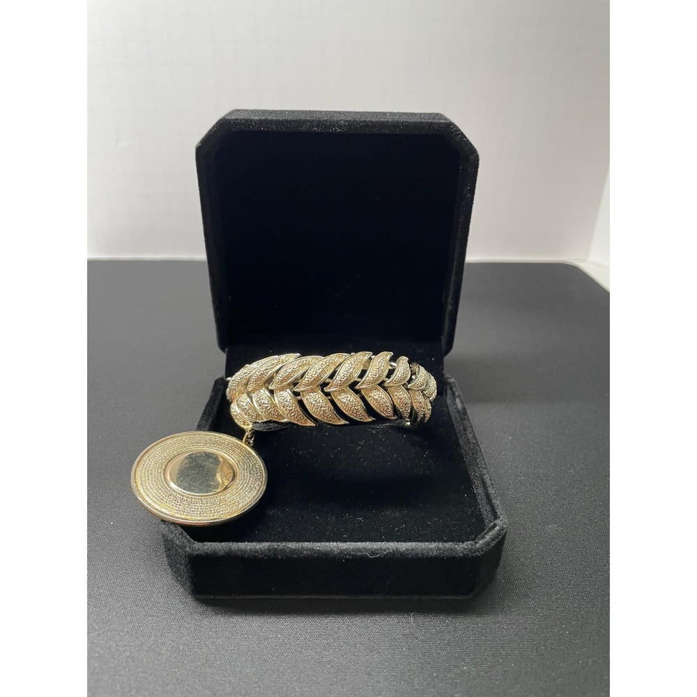 Vintage Coro Marked 7" Leaf Link Bracelet with Safety Chain and Engravable Charm
